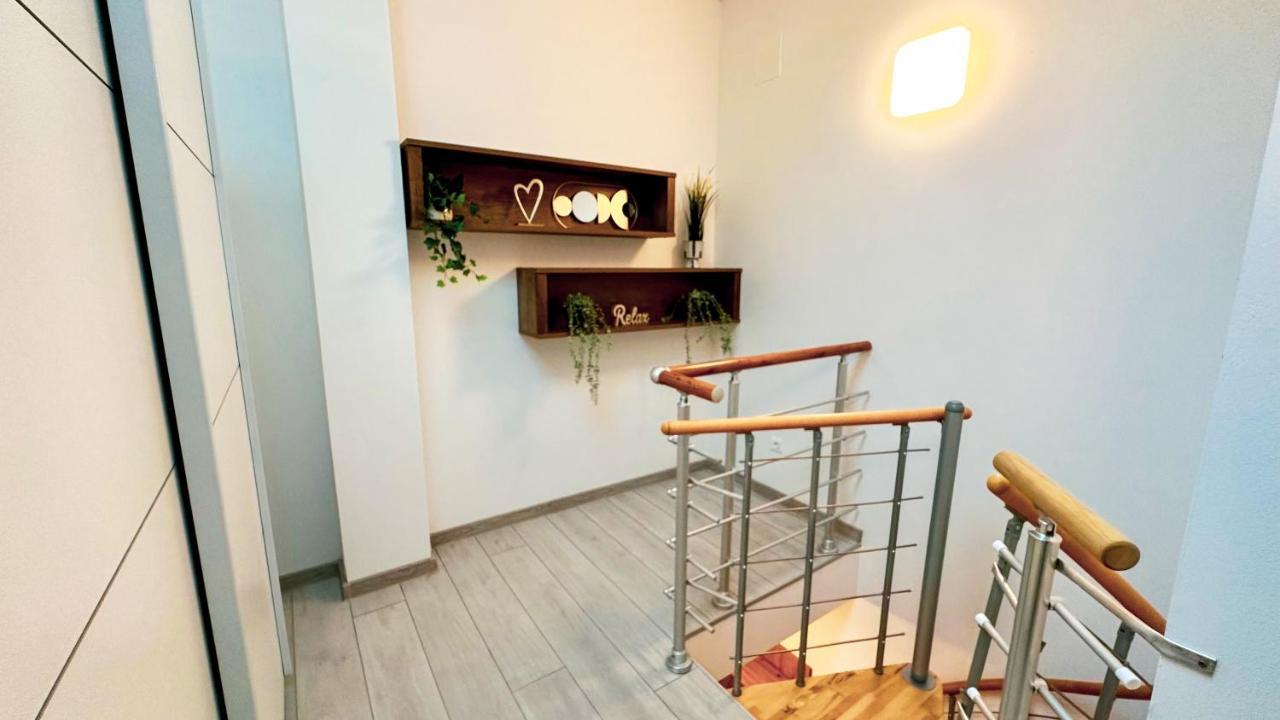 Apartment Anchora - Near Family-Friendly Beach Pjescana Uvala Eksteriør bilde